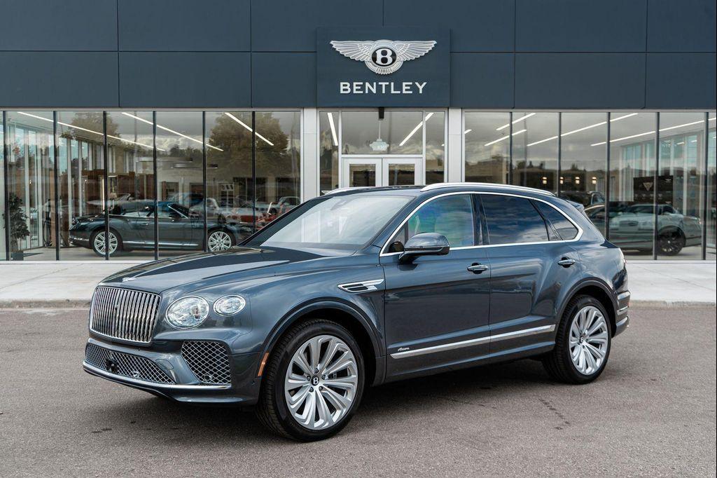 new 2025 Bentley Bentayga car