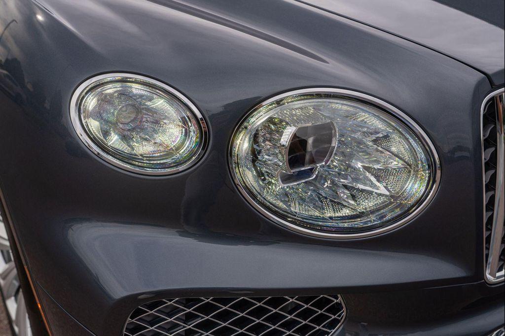 new 2025 Bentley Bentayga car