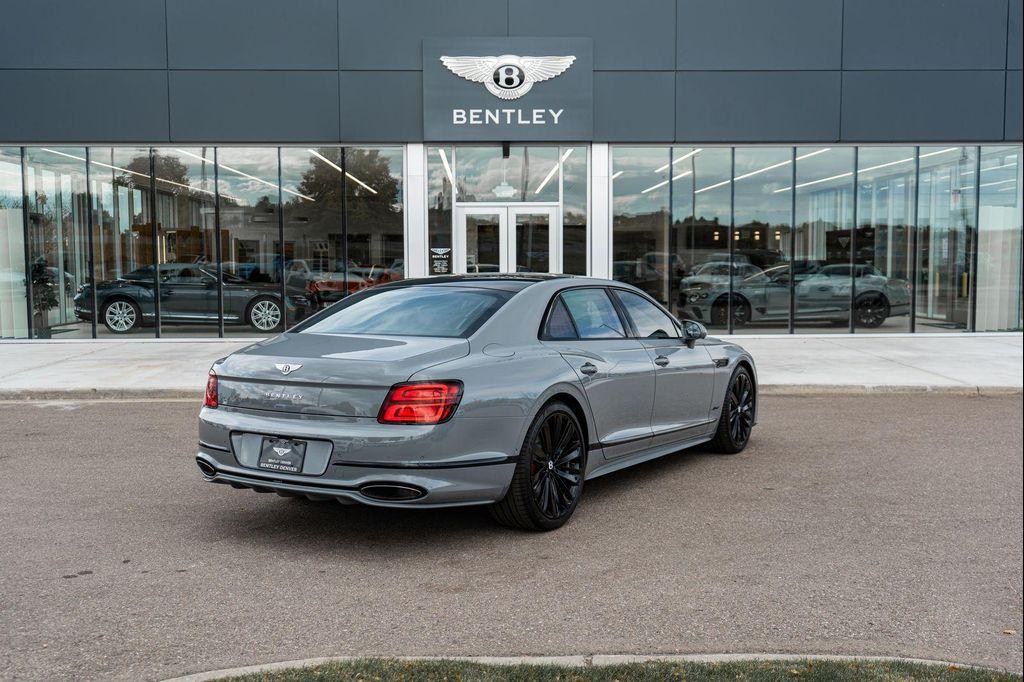 new 2025 Bentley Flying Spur car