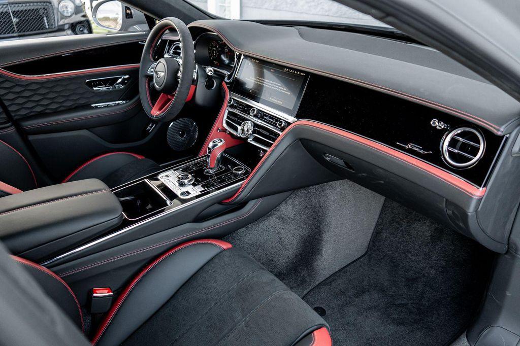 new 2025 Bentley Flying Spur car