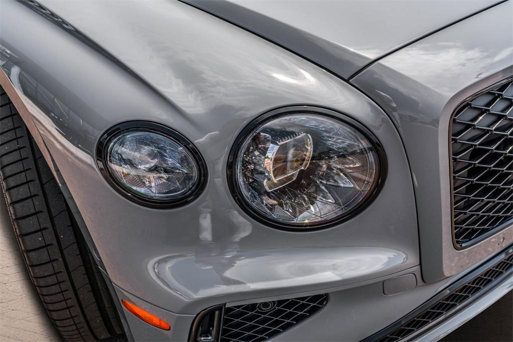 new 2025 Bentley Flying Spur car, priced at $334,400