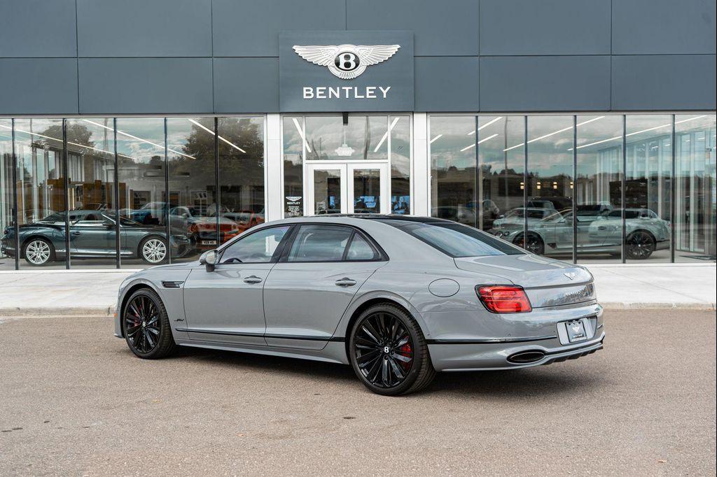 new 2025 Bentley Flying Spur car