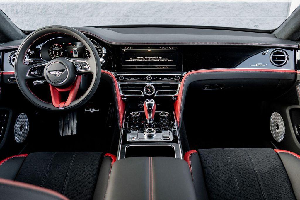 new 2025 Bentley Flying Spur car