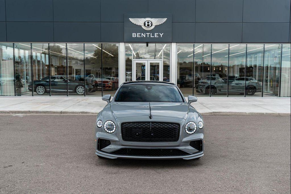 new 2025 Bentley Flying Spur car