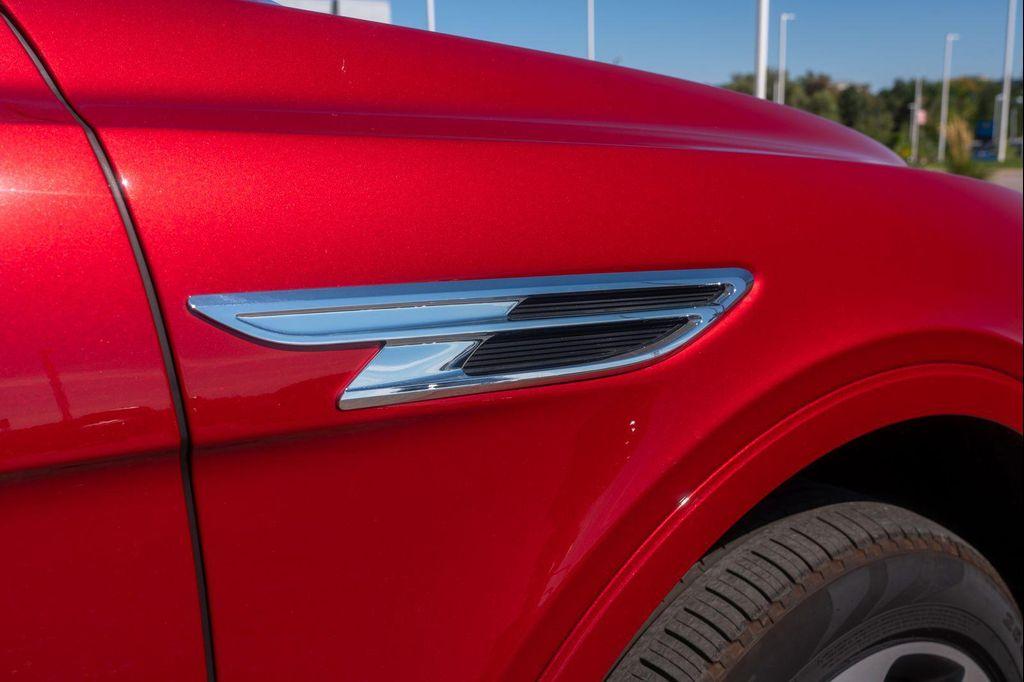 used 2024 Bentley Bentayga car, priced at $219,900