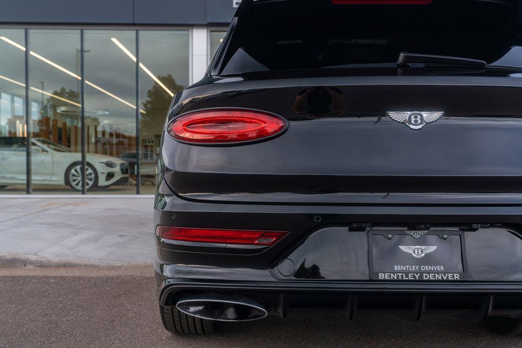 used 2022 Bentley Bentayga car, priced at $165,895