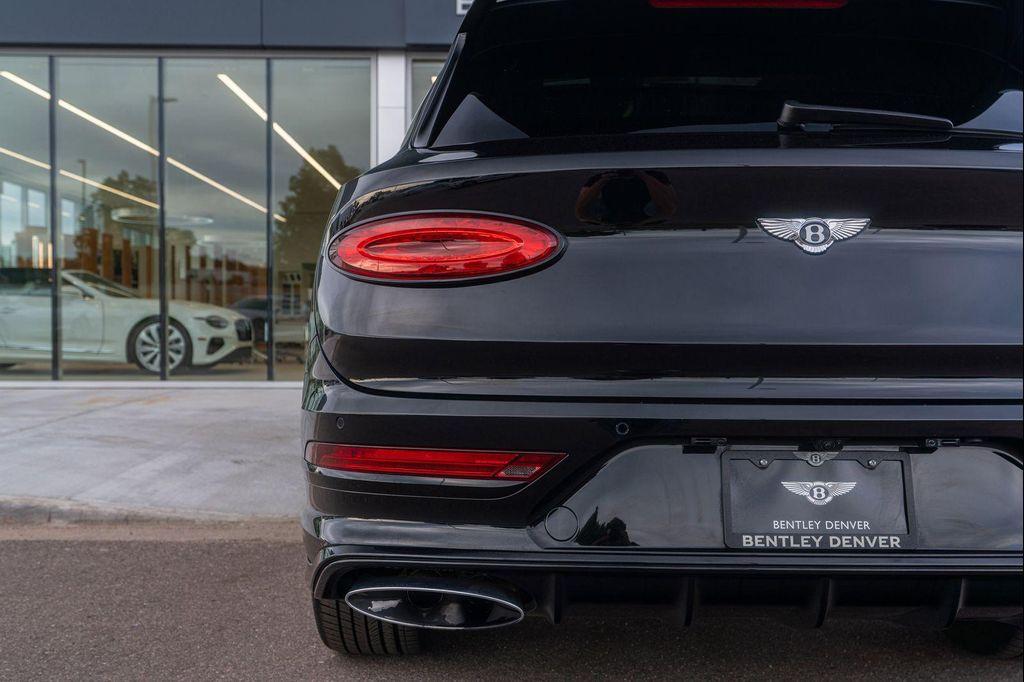 used 2022 Bentley Bentayga car, priced at $157,900
