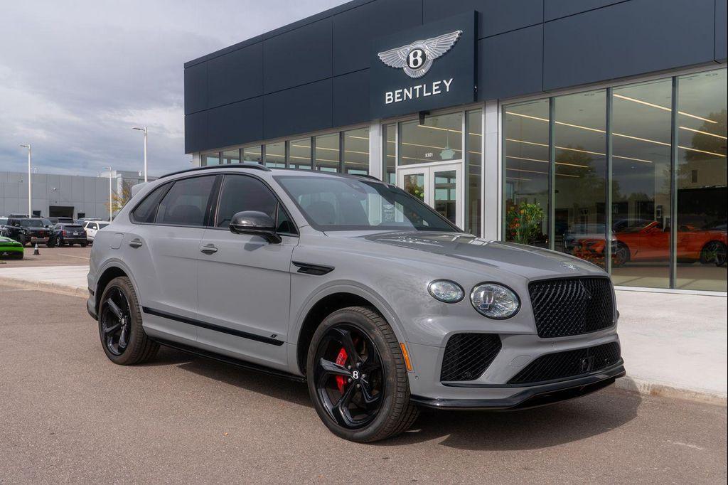 new 2025 Bentley Bentayga car