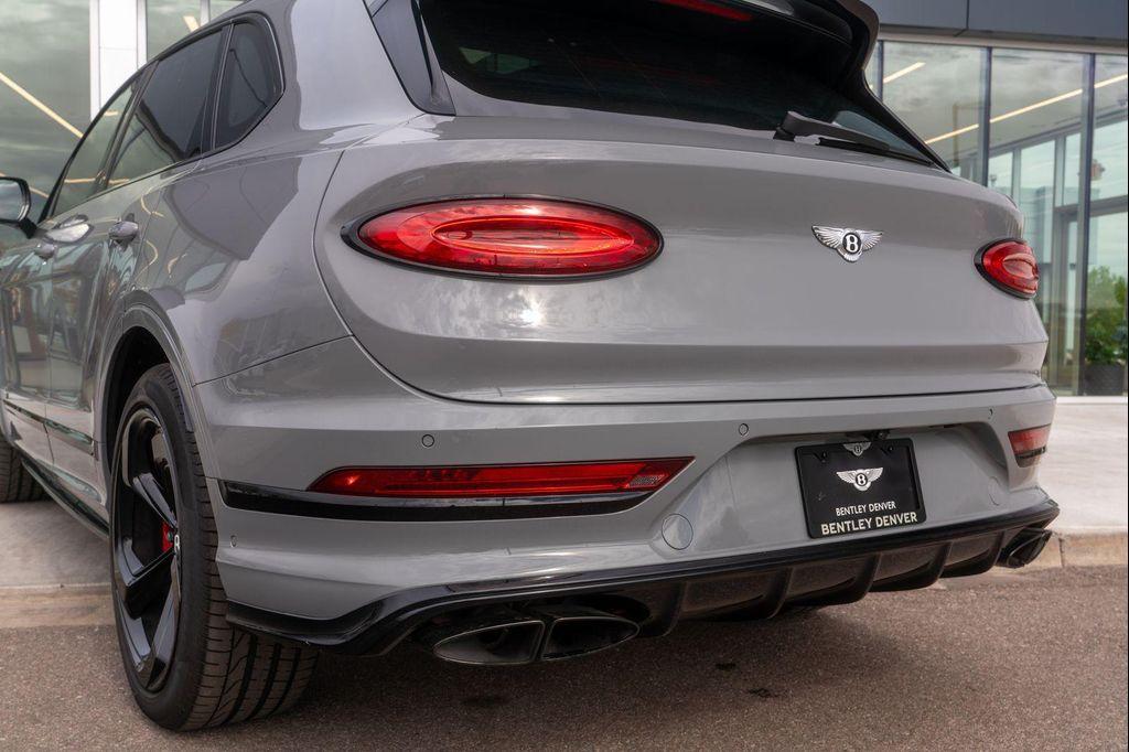 new 2025 Bentley Bentayga car