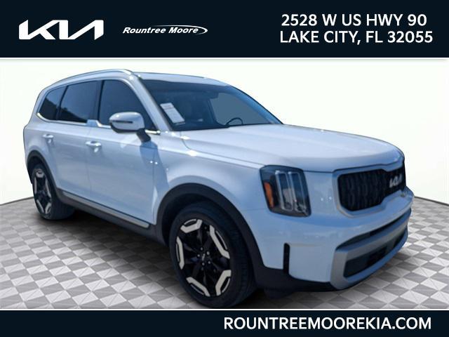used 2023 Kia Telluride car, priced at $34,451