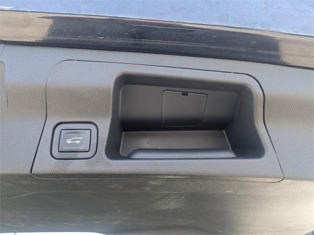 used 2023 GMC Acadia car, priced at $23,989