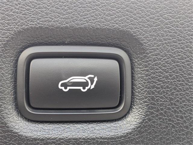 used 2023 Hyundai Santa Fe car, priced at $21,152