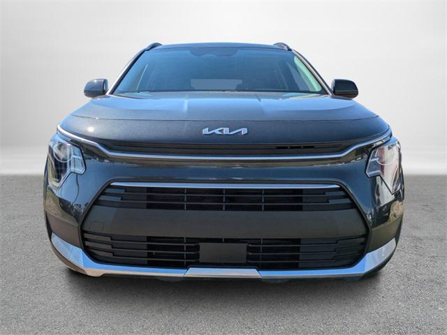 new 2025 Kia Niro car, priced at $28,718