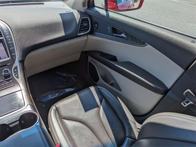 used 2020 Lincoln Nautilus car, priced at $21,300