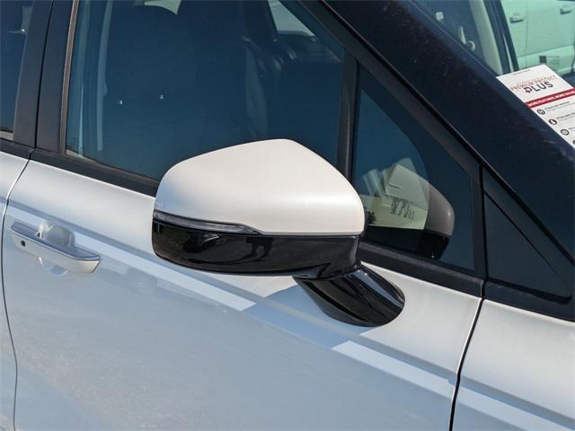 new 2026 Kia Carnival Hybrid car, priced at $45,385
