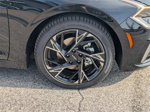 new 2025 Kia K5 car, priced at $30,345