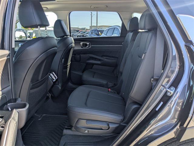 new 2025 Kia Sorento car, priced at $39,026