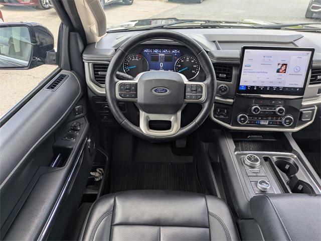 used 2022 Ford Expedition car, priced at $40,998