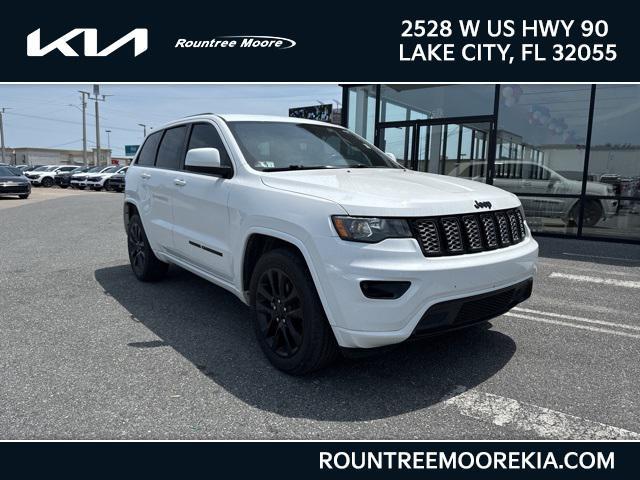 used 2017 Jeep Grand Cherokee car, priced at $16,980