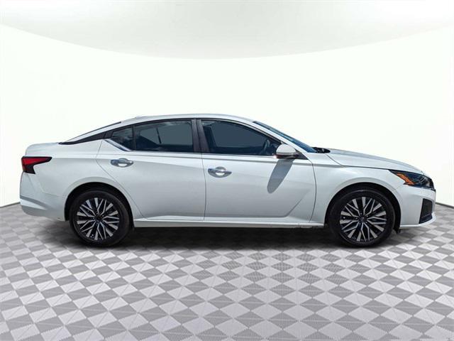 used 2023 Nissan Altima car, priced at $21,852