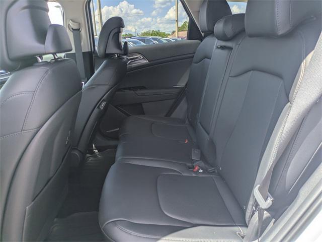 new 2025 Kia Sportage car, priced at $31,081