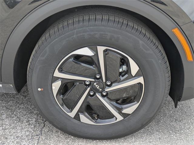 new 2025 Kia Sportage Hybrid car, priced at $28,942