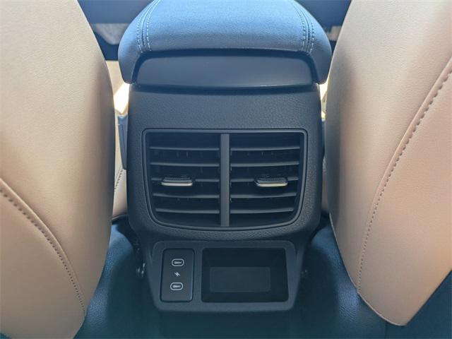 new 2025 Kia Seltos car, priced at $28,420