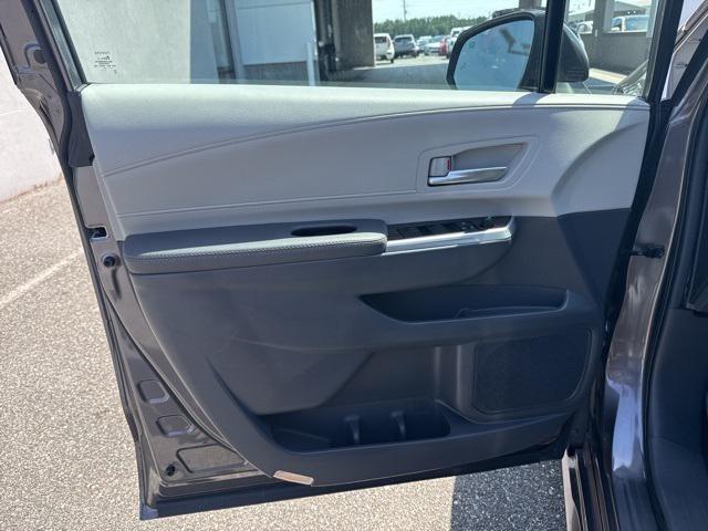 used 2024 Toyota Sienna car, priced at $44,596