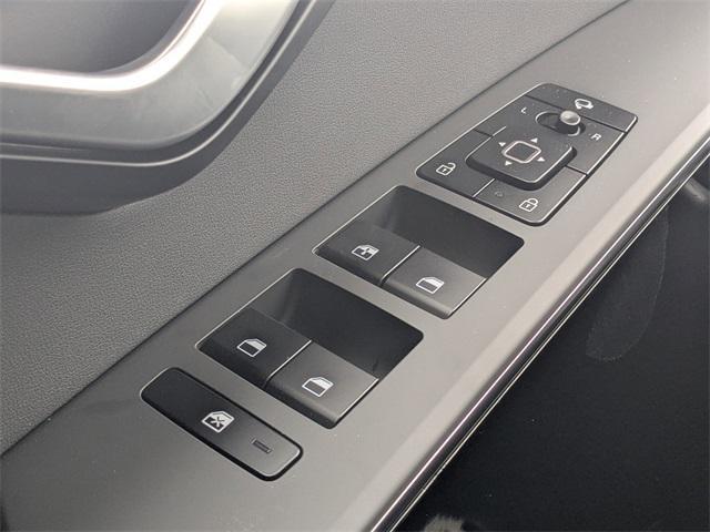 new 2025 Kia Niro car, priced at $29,957