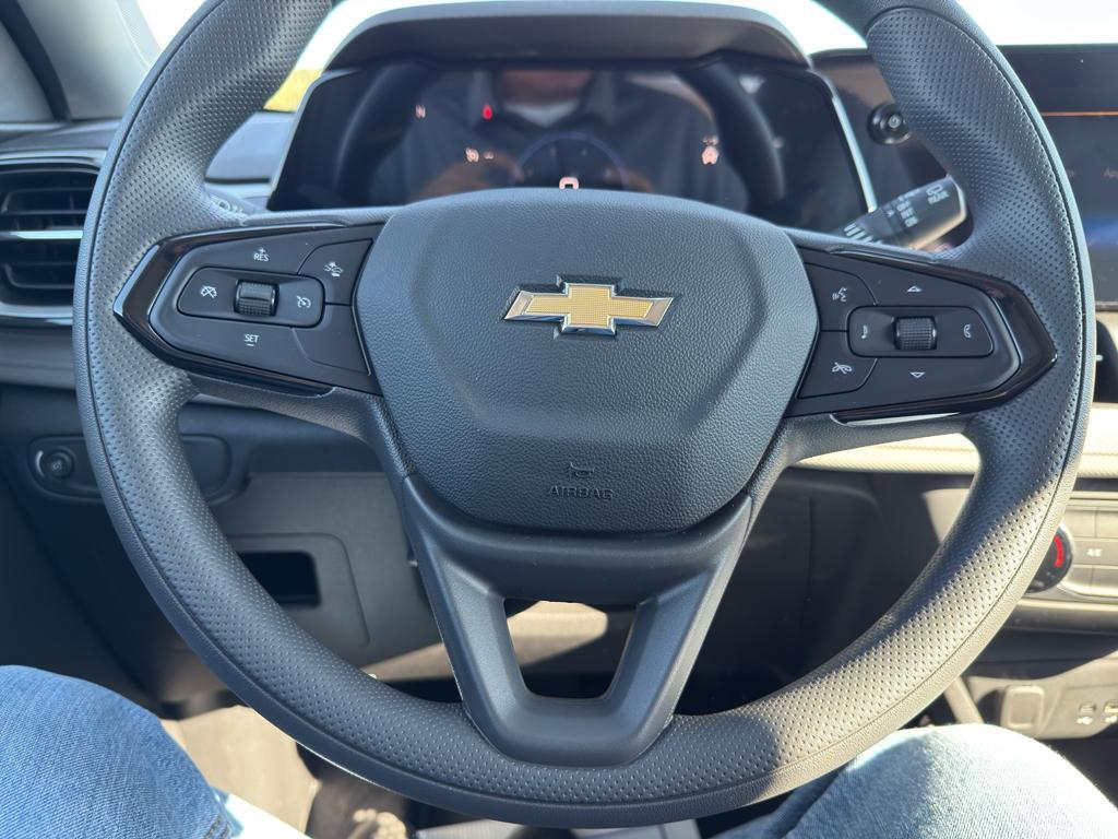 new 2026 Chevrolet TrailBlazer car, priced at $28,445