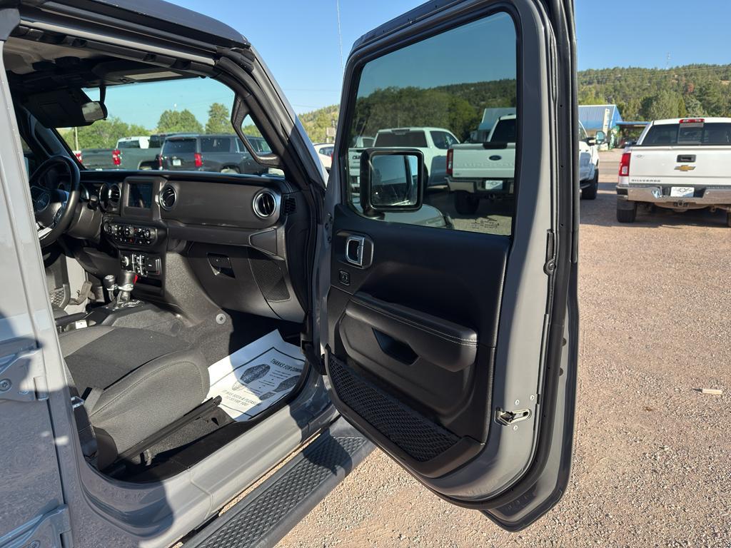 used 2021 Jeep Gladiator car, priced at $24,970
