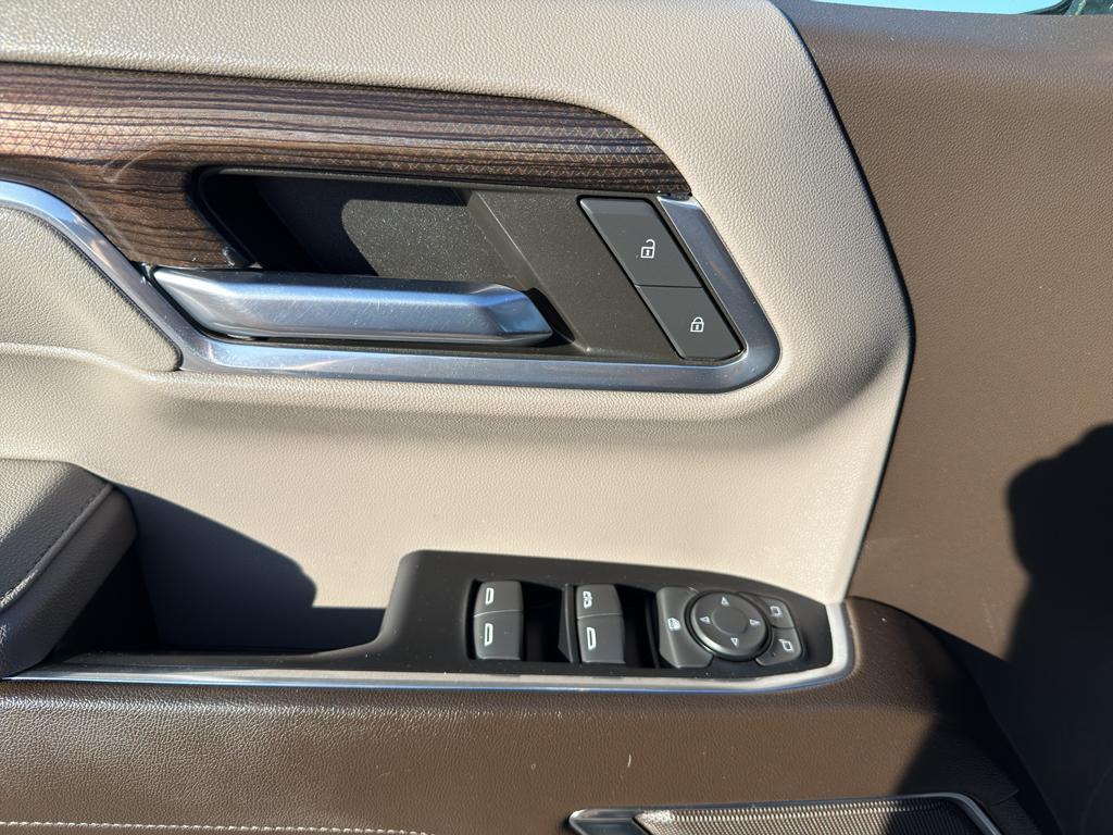 used 2023 Chevrolet Silverado 1500 car, priced at $35,970