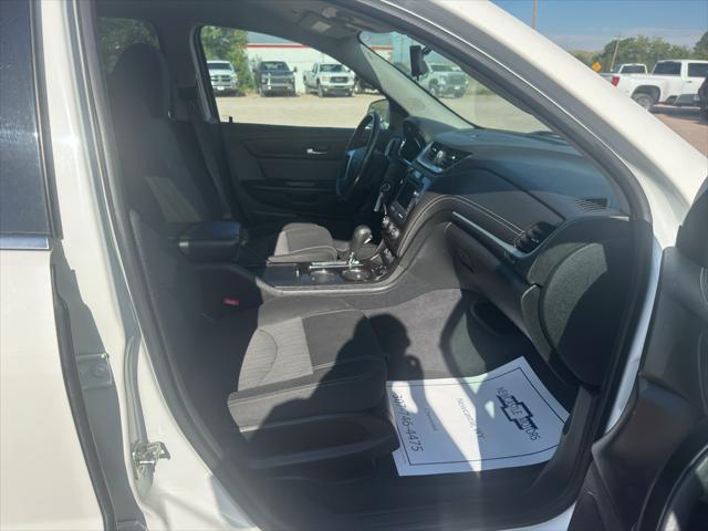used 2015 Chevrolet Traverse car, priced at $9,970