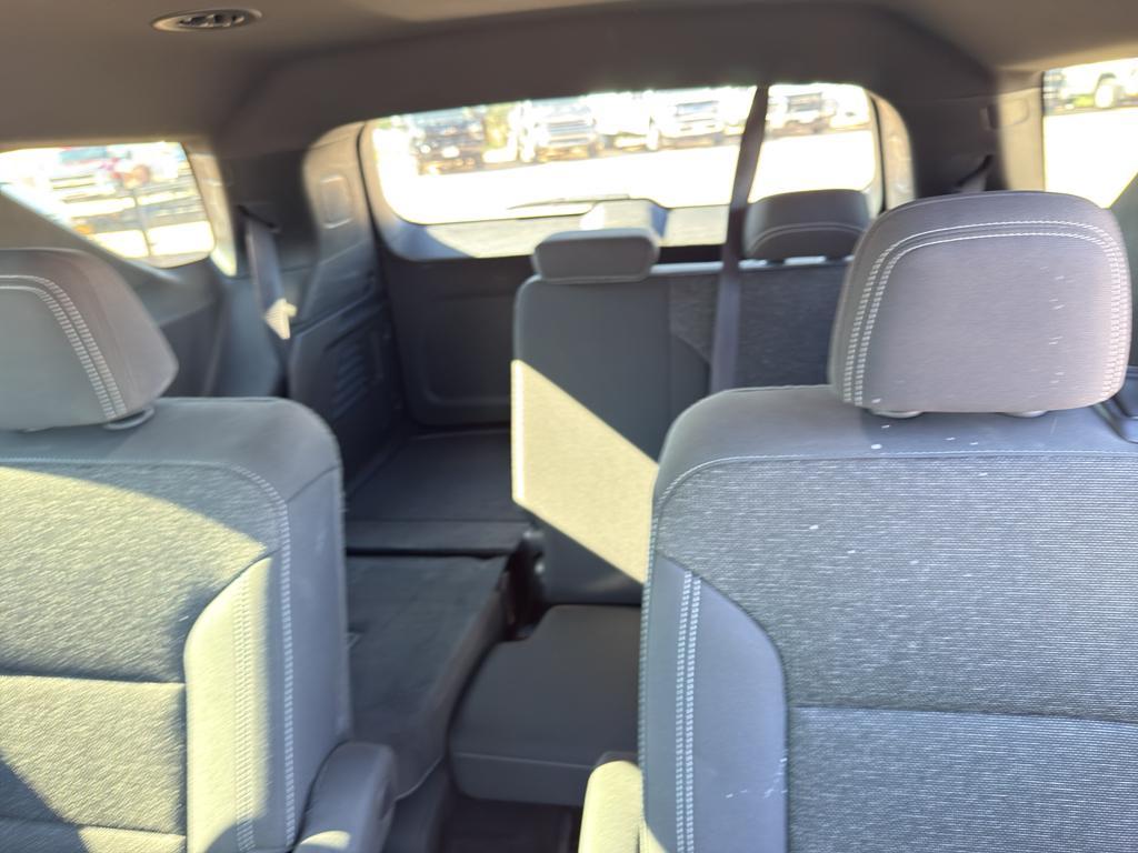 used 2025 Chevrolet Traverse car