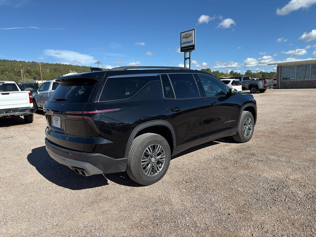 used 2025 Chevrolet Traverse car