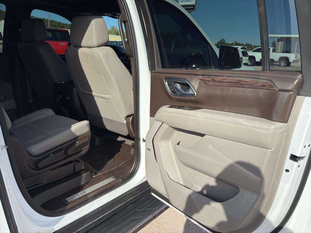 used 2022 Chevrolet Suburban car