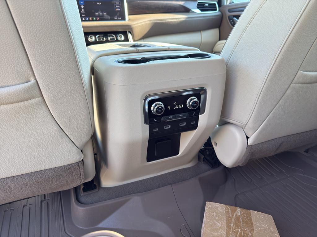 used 2021 GMC Yukon XL car