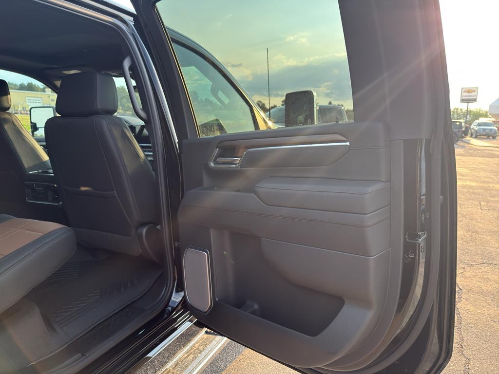 new 2025 Chevrolet Silverado 2500 car, priced at $88,500