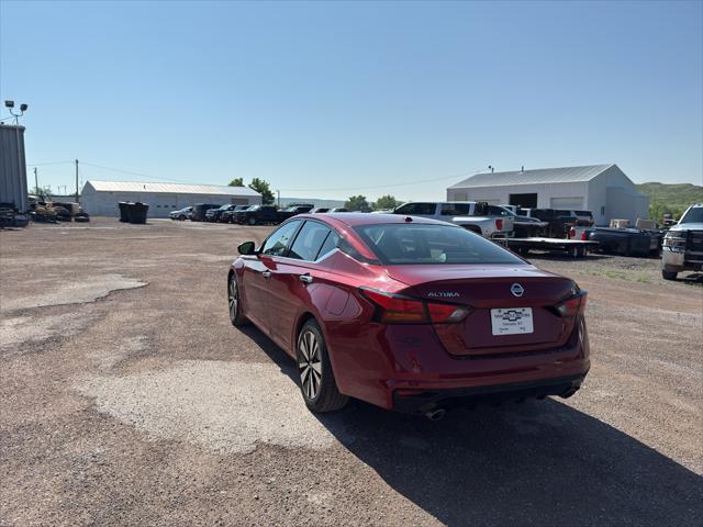 used 2021 Nissan Altima car