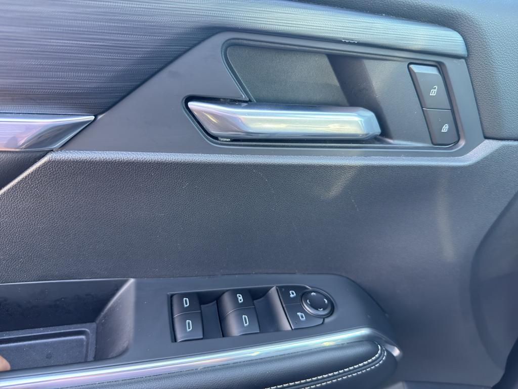 used 2025 GMC Acadia car, priced at $39,970