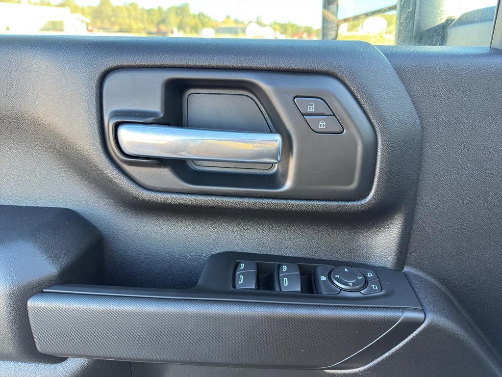 new 2025 Chevrolet Silverado 2500 car, priced at $58,295