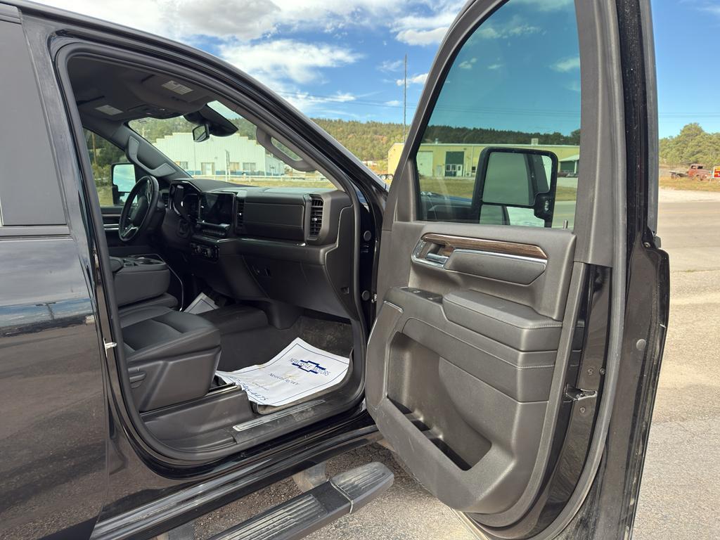 used 2024 Chevrolet Silverado 2500 car