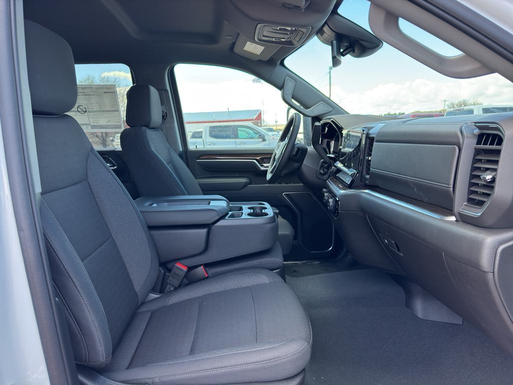 new 2025 Chevrolet Silverado 3500 car, priced at $73,030