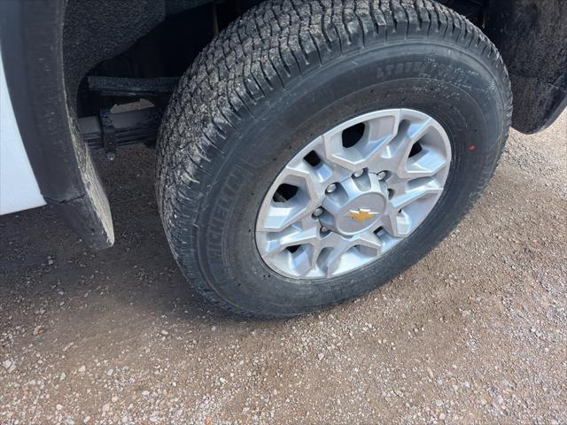 new 2025 Chevrolet Silverado 3500 car