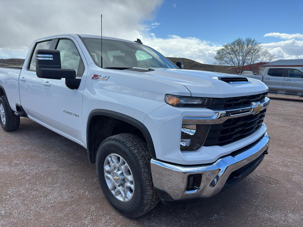 new 2025 Chevrolet Silverado 3500 car, priced at $73,030