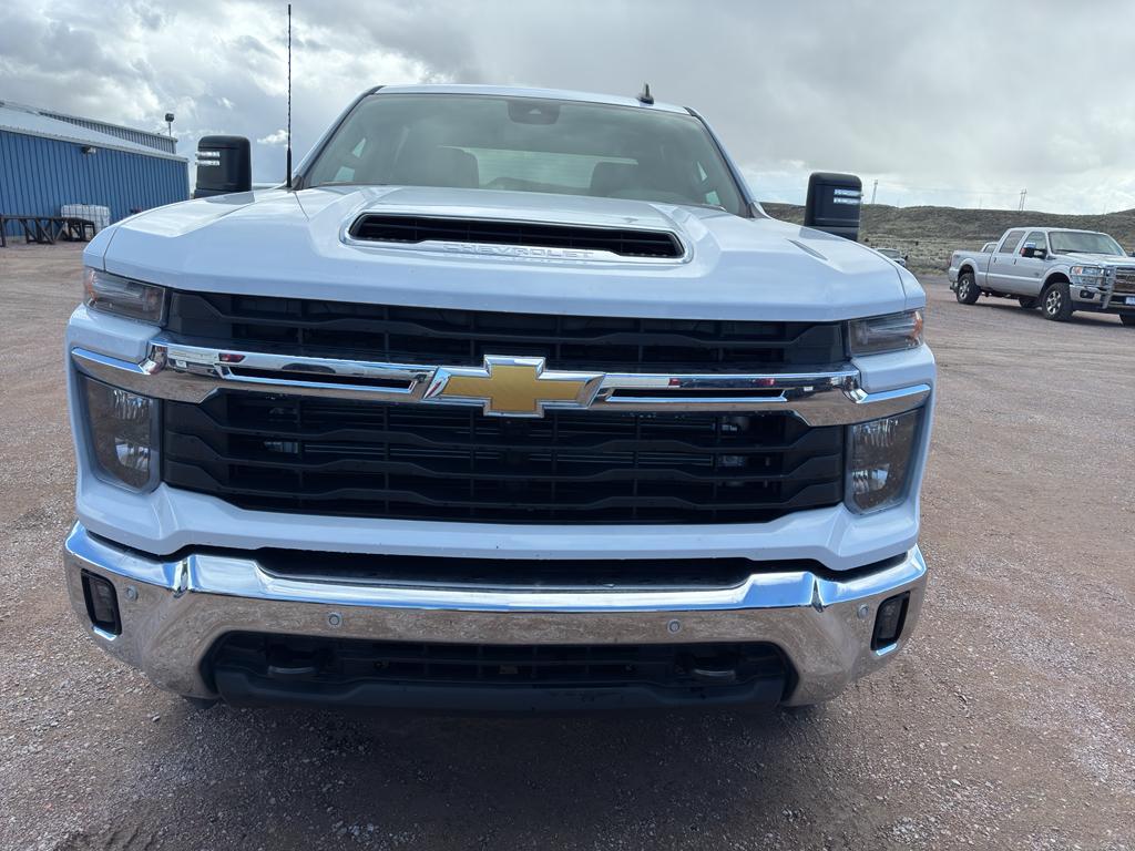 new 2025 Chevrolet Silverado 3500 car, priced at $73,030