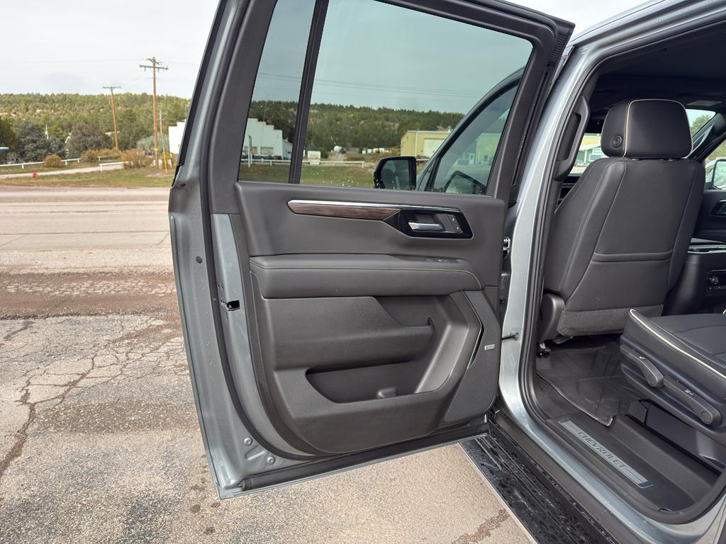 new 2026 Chevrolet Suburban car, priced at $86,680