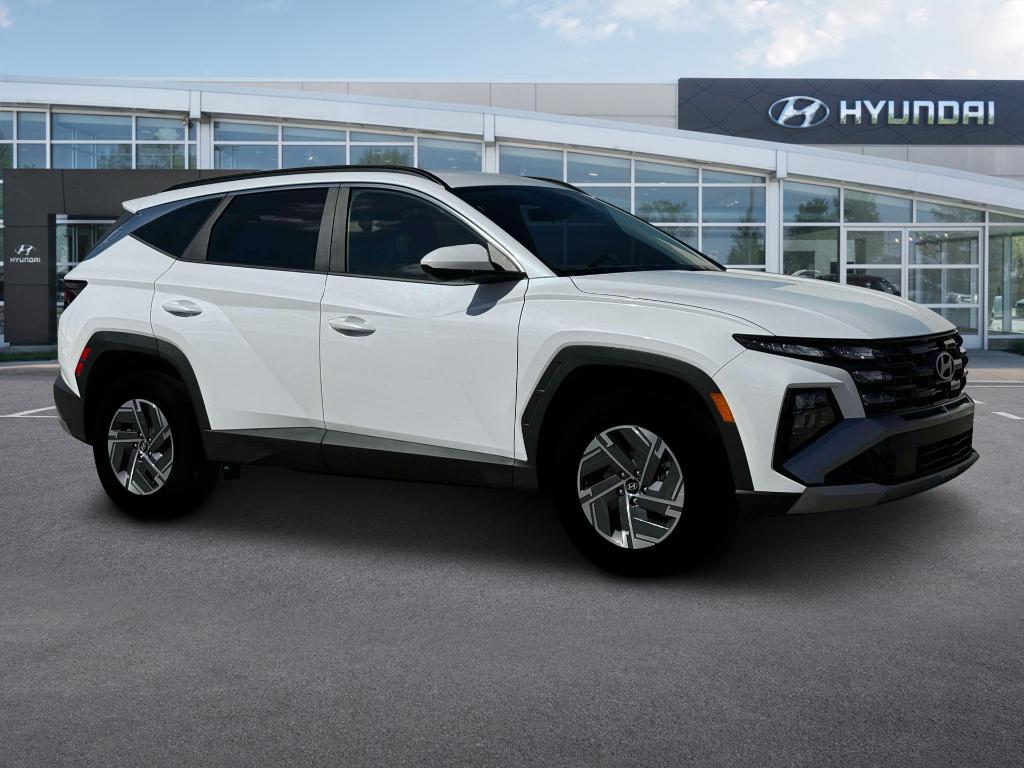 new 2025 Hyundai TUCSON Hybrid car, priced at $33,931