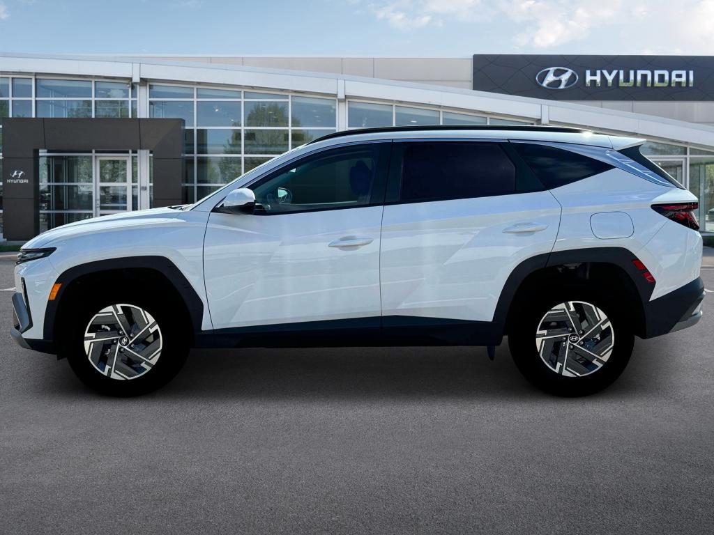 new 2025 Hyundai TUCSON Hybrid car, priced at $33,931