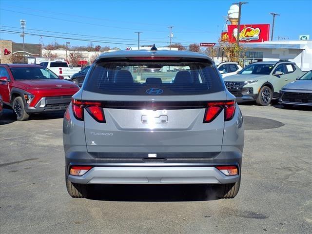 new 2025 Hyundai Tucson car, priced at $28,900